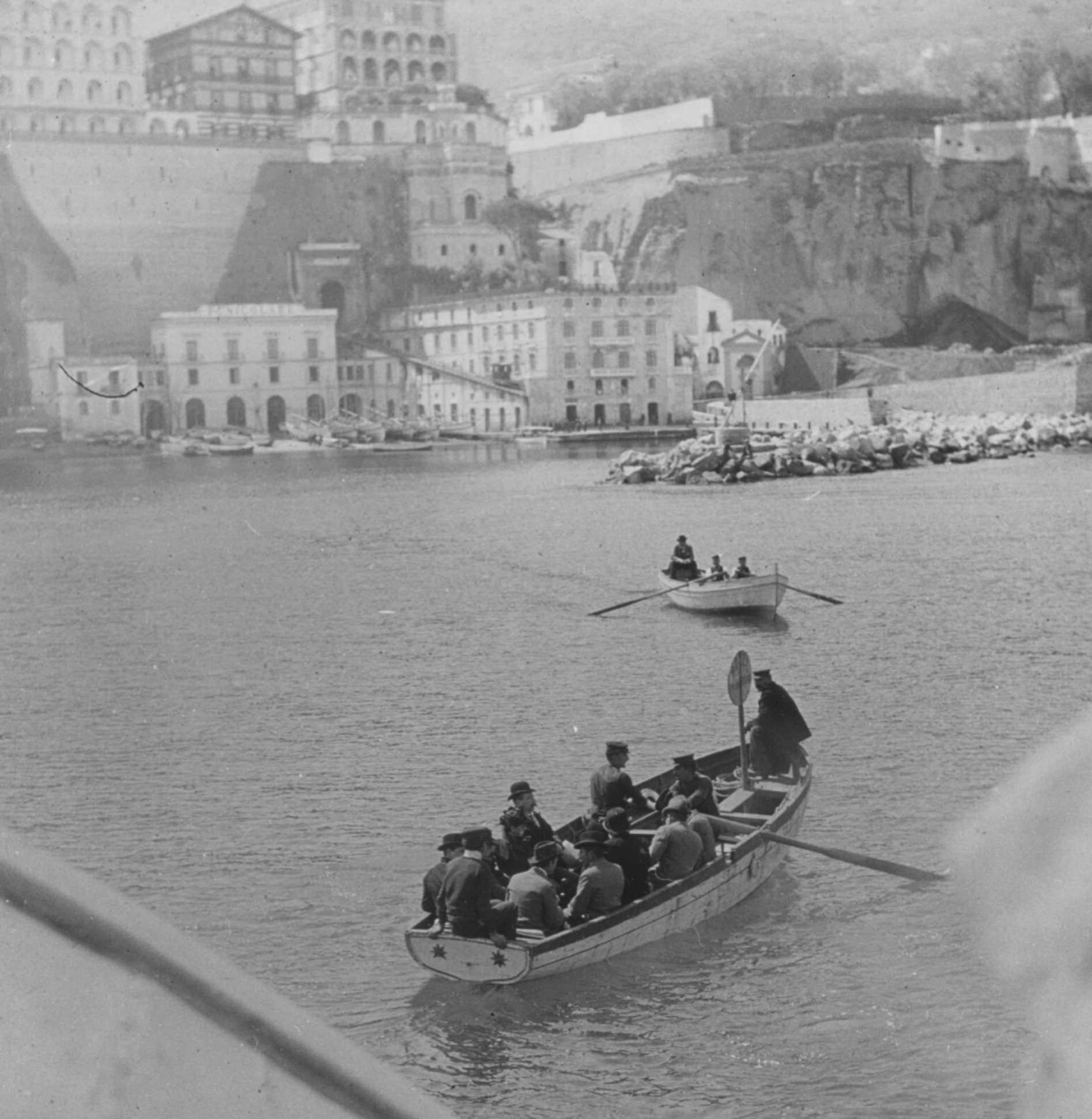 Bote auf einem Fluss.